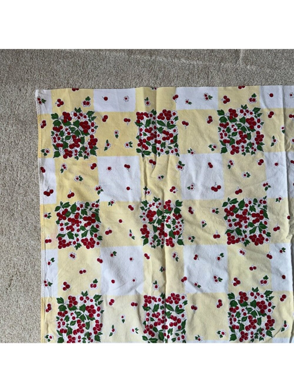 Vintage 40s Cherry Print Tablecloth Rockabilly Kitsch Retro MCM Farmhouse 53x48